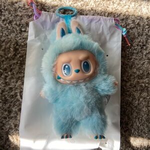 Big into energy Hope Labubu